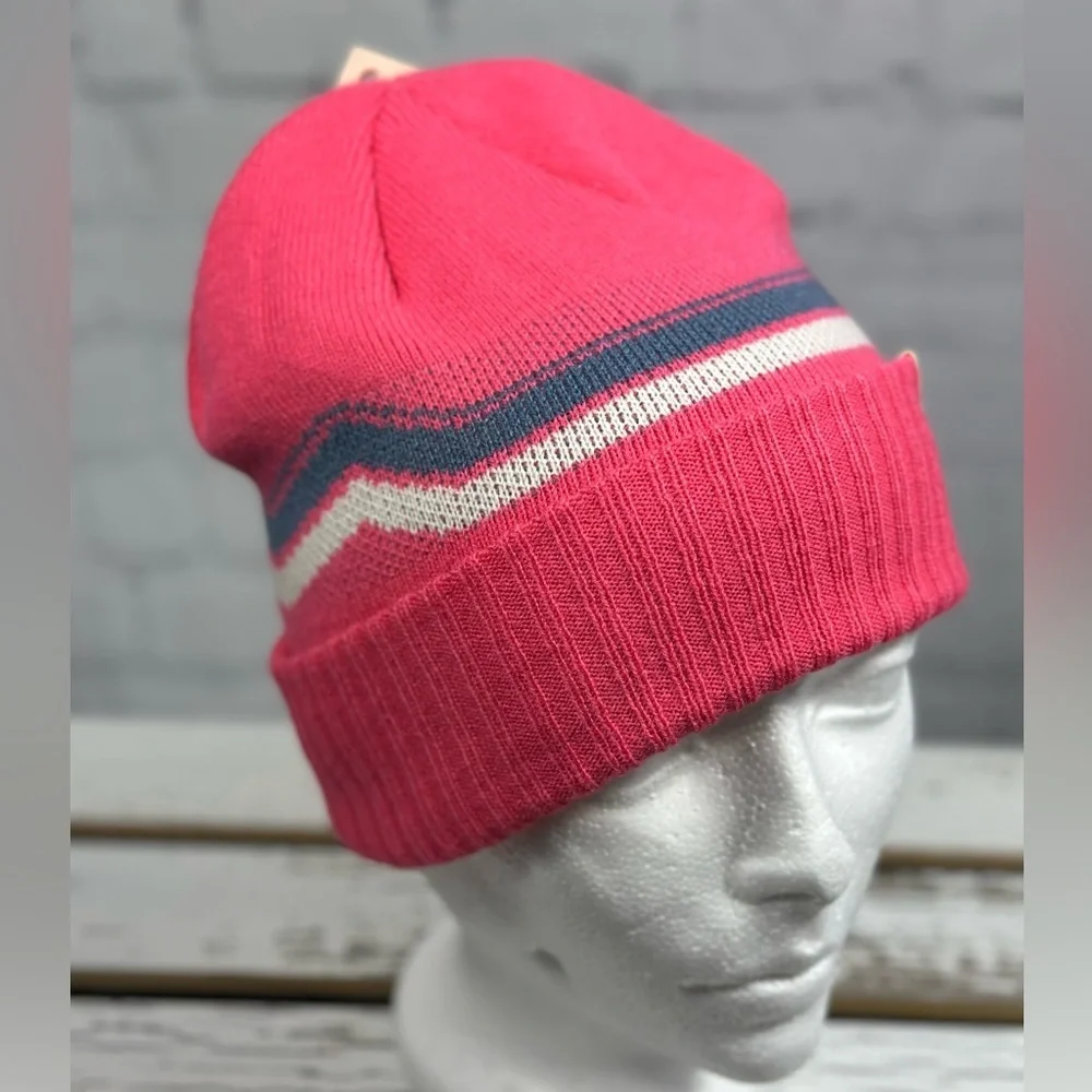 NWT Salt Life Let It Go Youth Knit Beanie